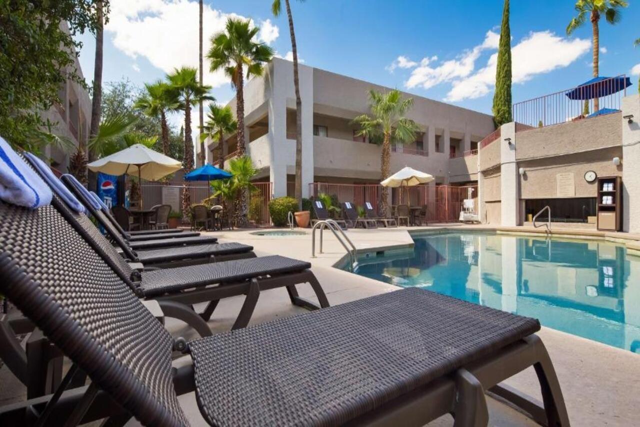 Best Western Innsuites Tucson Foothills Hotel & Suites Dış mekan fotoğraf